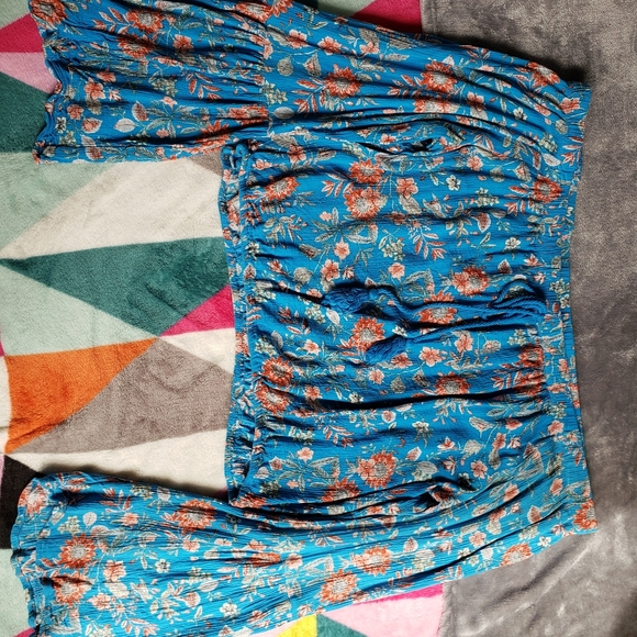 Off the shoulder crop top - Picture 4 of 4